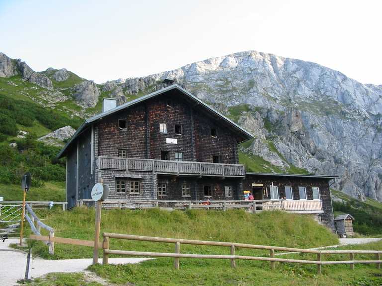 Hoher Göll über Alpetalsteig-Hohes Brett-Carl v. Stahl Haus | hike | Komoot