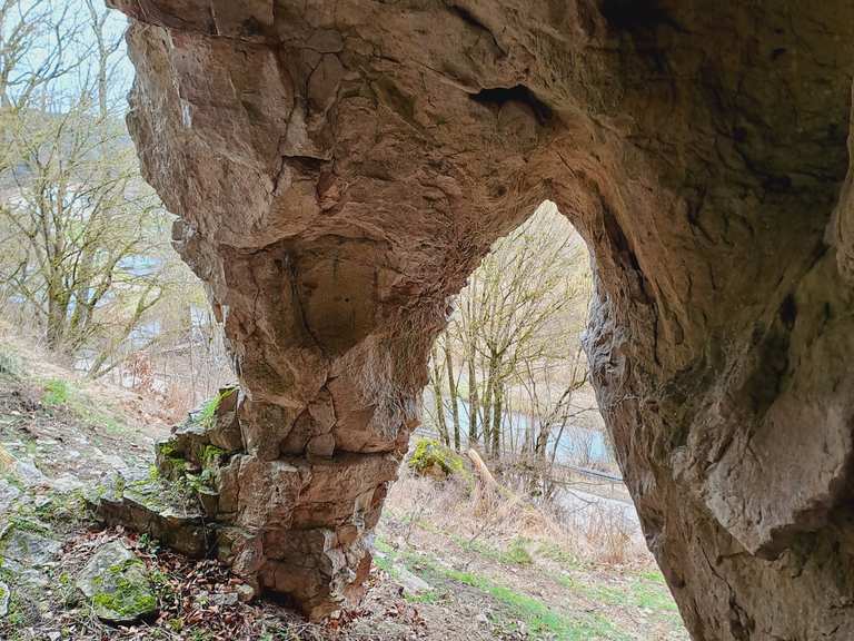 Kastl links und rechts der Lauterach Wanderung Komoot
