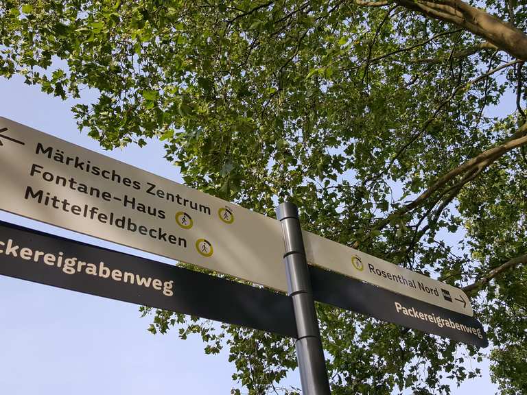 Am Packereigraben Entlang Durch Reinickendorf Tram Rosenthal Nord