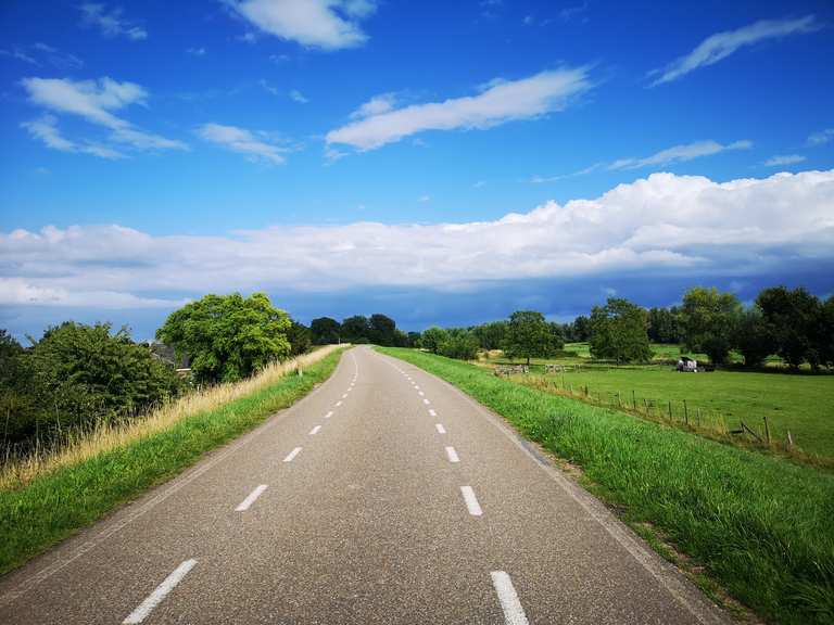 the-netherlands-biggest-circle-600-km-in-36-hours-road-cycling