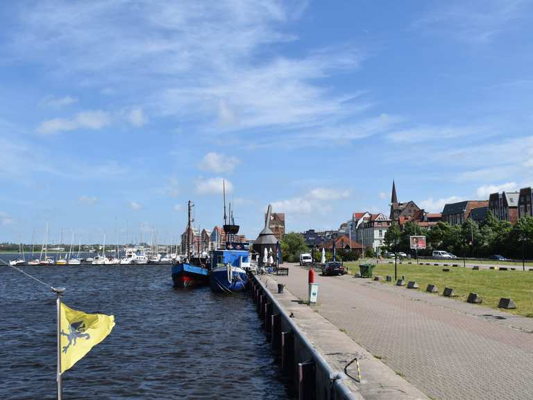 GraalMüritz Mit dem 🚲 nach Rostock, mit der ⛴ nach