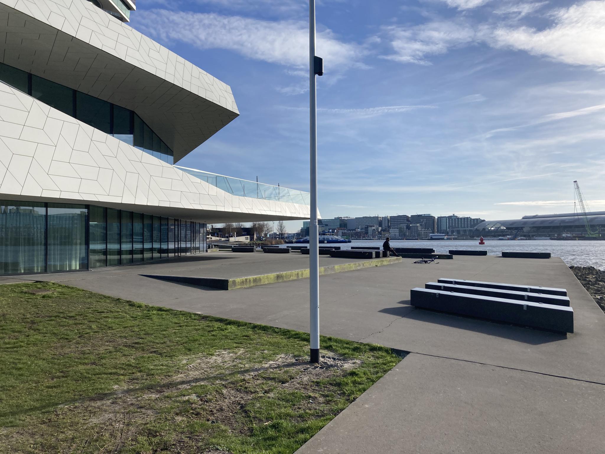 Private skate lesson between EYE and IJ