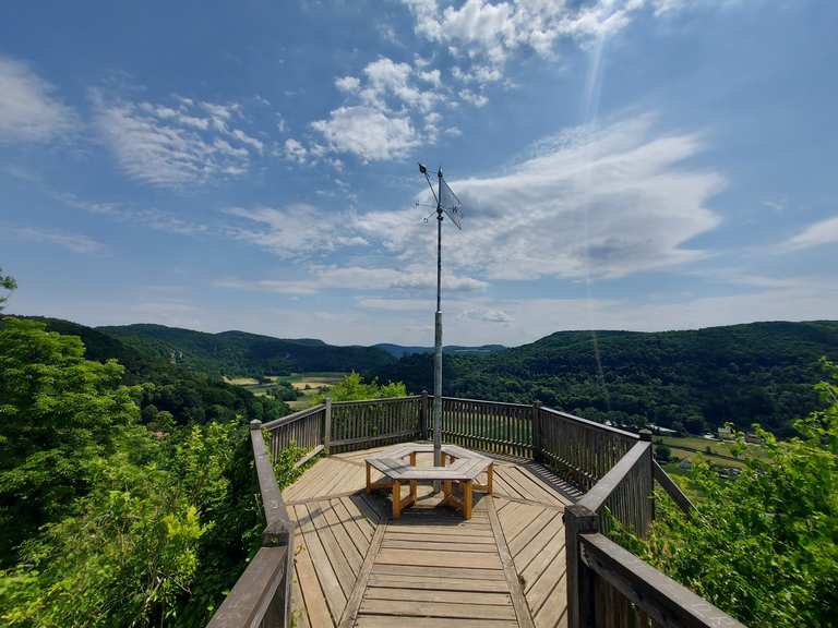 Fränkische 👓 Veilbronn - Totenstein, Naturfreundehaus, Pavillon