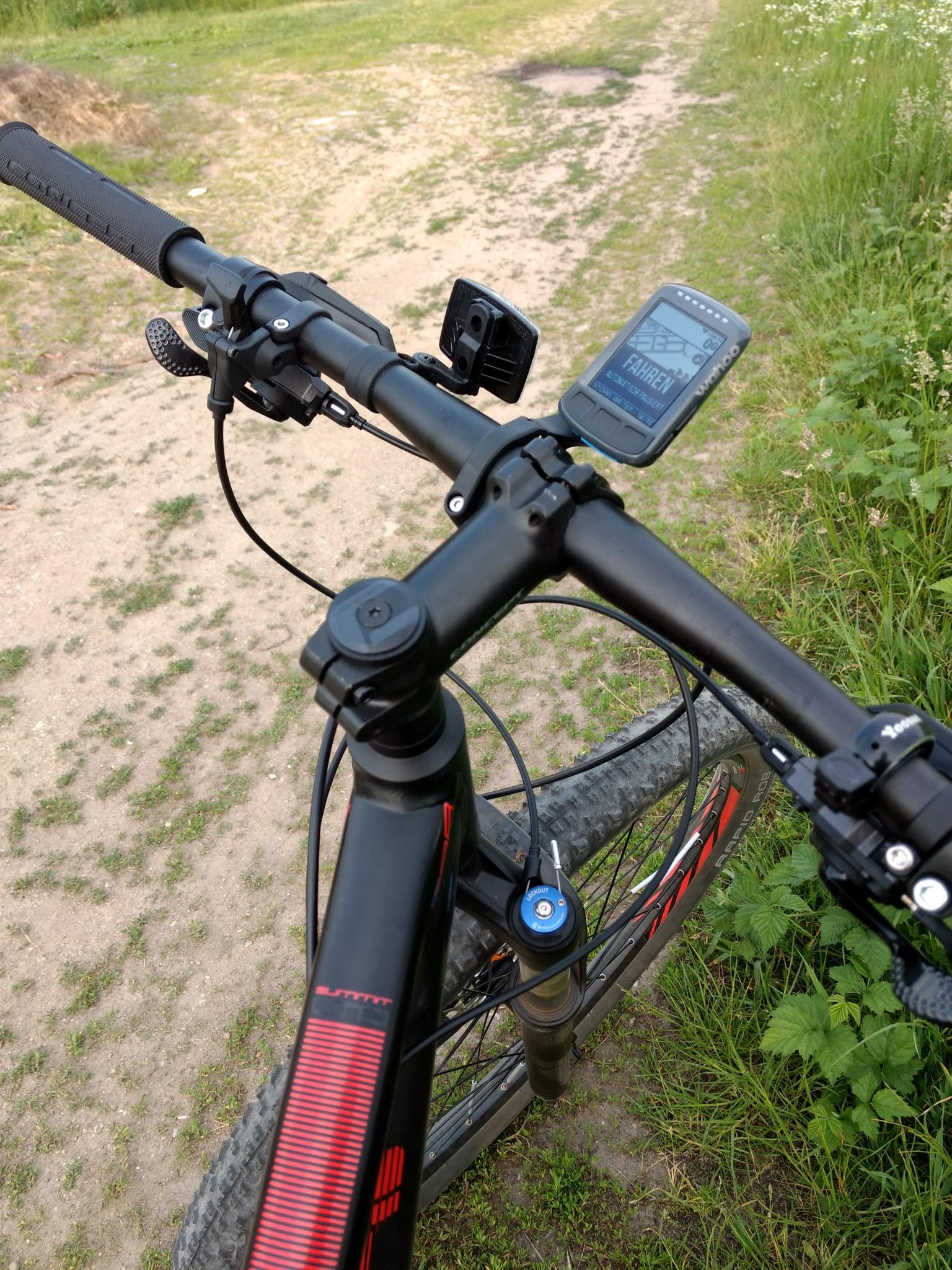 wahoo elemnt bolt mountain bike