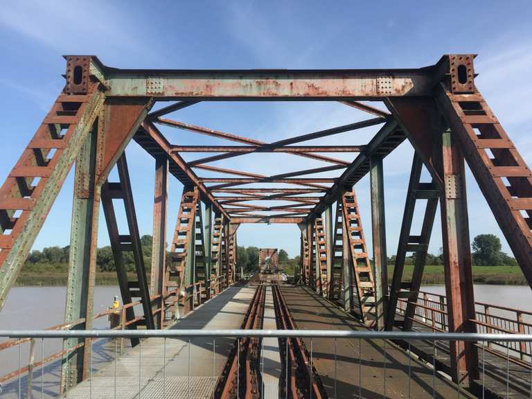 fahrrad an der jann berghaus brücke