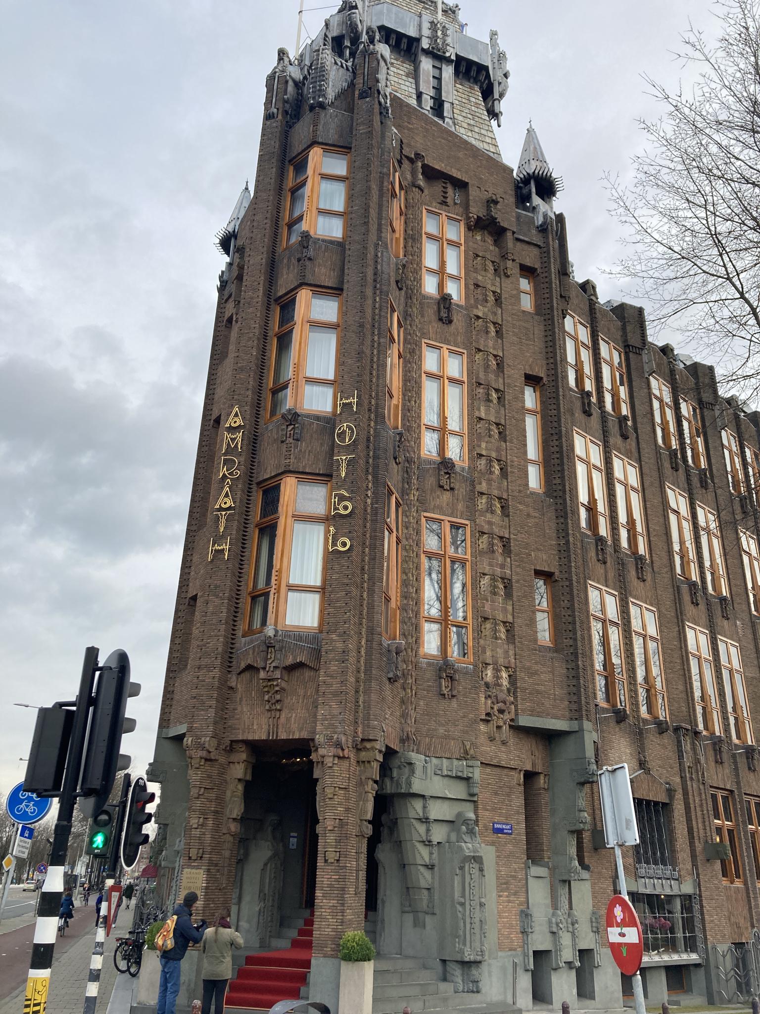 Het voormalige Scheepvaarthuis