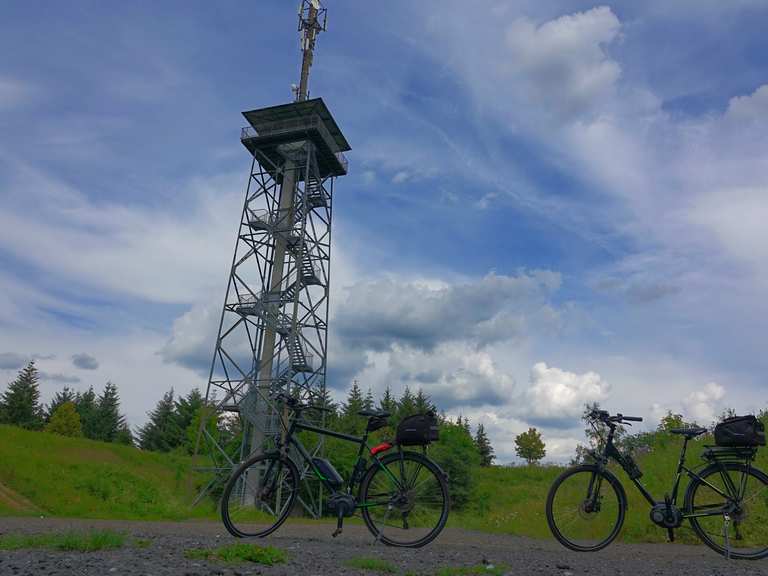 42 km vom Stöffelturm, Hellebergturm, Sauerborn, Beilstein